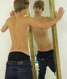 All Blond Boys Porn - Naked Blond Teens - Blond Pubes 5f9b61cb70eab.jpg