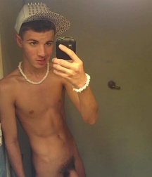 Selfie - Boys Porn Can't Help Clicking Their Dicks To Show 5fcf8b0cb52b8.jpg