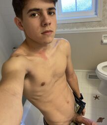 Gay Tube Selfie Boys Love Their Cocks - Share For You! 5fdfc48a2dd00.jpg