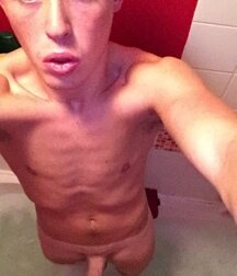 Gay Tube Selfie Boys Love Their Cocks - Share For You! 5fdfc4bab1362.jpg