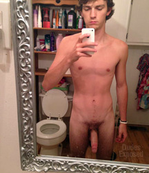 Selfie Naked Boy Porn Series' 5feb5f4f1e1ec.jpg