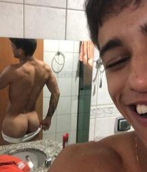 Selfie X Pics - Proud Cock Owners Boys Porn