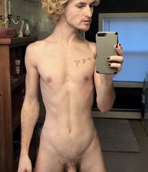 Selfie Nude Boys Porn - Amature Self Pics 6018a81a87792.jpg