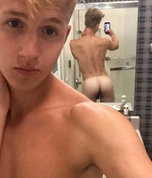 Selfies - Showing Booty & Cock - Hard Bodies