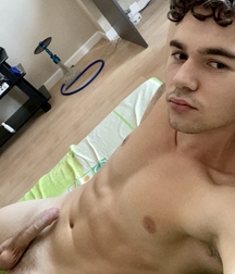 Hot Selfies - Guys Exposed - Cock, Balls & Ass Boys Porn