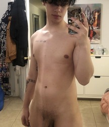 Selfies - Boys Porn, Cocks & Cell Phone - Gay & Straight 6060c26a4a048.jpg