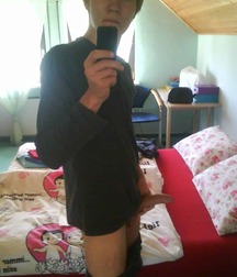 Selfies - Boys Porn, Cocks & Cell Phone - Gay & Straight 6060c271b2ee0.jpg