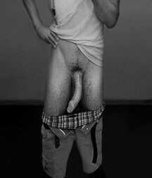 More Gay Tips - Foreskin Tips Overlapping the Head 6069156fc4a77.jpg