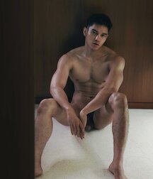 Hot Stud College Boys Porn - Young Men That Are Still Hunks 608eb4dcaf2b0.jpg