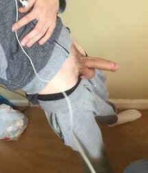 Selfie Boys - Cocks Drawn to Camera - Gay Porn 60b2ec7c96f1d.jpg