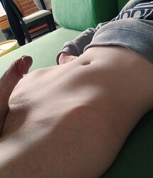 Stand-Up Cocks or Pointers - My Favs Boys Porn 60b56793cb9a4.jpg
