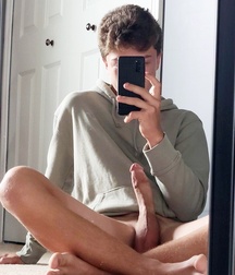 Selfie Boys Showing Cocks & Ass - Gay Porn 60f7773d8efe3.jpg