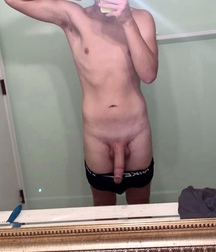 Selfie Boys Showing Cocks & Ass - Gay Porn 60f777682c175.jpg
