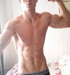 Muscle boys 