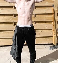 Muscle boys 