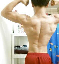 Muscle boys 