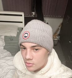 lorenzzoo69 twink tube star selfie media 