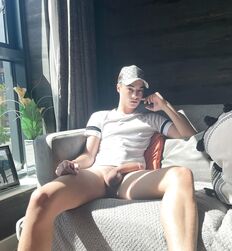 lorenzzoo69 twink tube star selfie media 