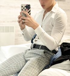 lorenzzoo69 twink tube star selfie media 