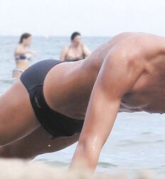 Twink Shirtless Summer Beach Guys Gay Boys Tube 
