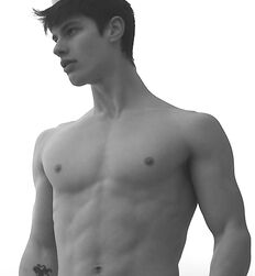 Shockingly Sexy Twink Tube Guys Flex 