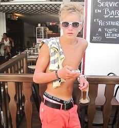 Shoot for thrills gay tube twinks public cute tube 