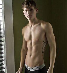 Bogosses et Minets jocks fine flex gayporn 