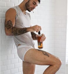 Bogosses et Minets jocks fine flex gayporn 