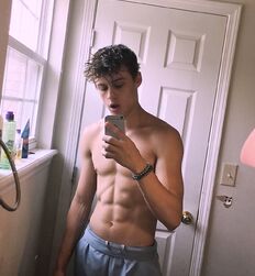 Bogosses et Minets jocks fine flex gayporn 
