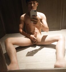 Selfie hard cock porn tube snap gaytube 