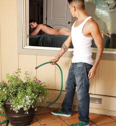 Gaytwinks Derrick`s gardening time Gay Porn 