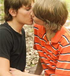 Twinks Dillion and Xander in the wood´s Gay Porn Couple 