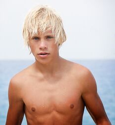 Blonds Gay Boys Tube Selfie Guys Ripped Bros 