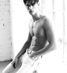 DAN ZSOLT - POLISH MODEL GAYTUBE 