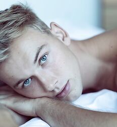 ANDREAS DINO WOHLTAN - AUSTRIAN MODEL 