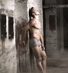 ANDREAS DINO WOHLTAN - AUSTRIAN MODEL 