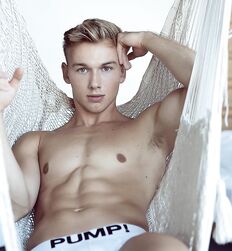 ANDREAS DINO WOHLTAN - AUSTRIAN MODEL GAYTUBE