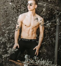 ANDREAS DINO WOHLTAN - AUSTRIAN MODEL GAYTUBE 