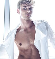 ANDREAS DINO WOHLTAN - AUSTRIAN MODEL GAYTUBE 