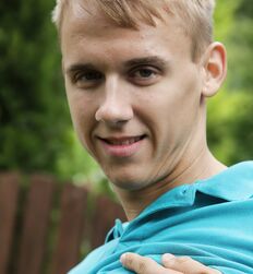 HighRes Gay Porn - Chris And His Outdoors Porn 