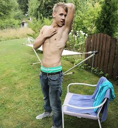 HighRes Gay Porn - Chris And His Outdoors Porn 