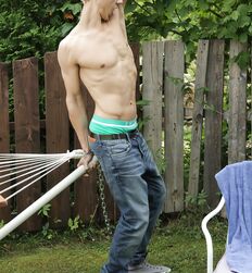 HighRes Gay Porn - Chris And His Outdoors Porn 