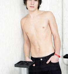 BL Mendoza Cute Boy Porn Pics 
