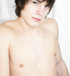 BL Mendoza Cute Boy Porn Pics 