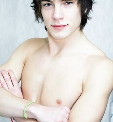 BL Mendoza Cute Boy Porn Pics 