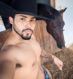 Bogosses et Minets Jock Men Hung Body Gay Porn 