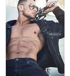 Bogosses et Minets Jock Men Hung Body Gay Porn 