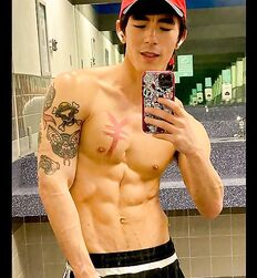Bogosses et Minets Jock Men Hung Body Gay Porn 