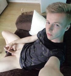 Friday Hotties Gay Twink Porn Hard Cock Bounds 