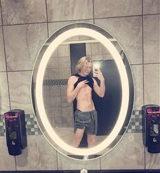 It's Social Media Star Evan Wade boys guy porn nudes tube 